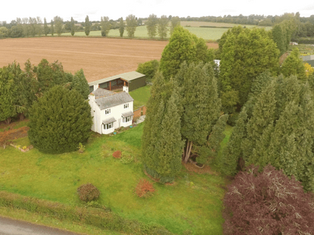 Deanslake Farm